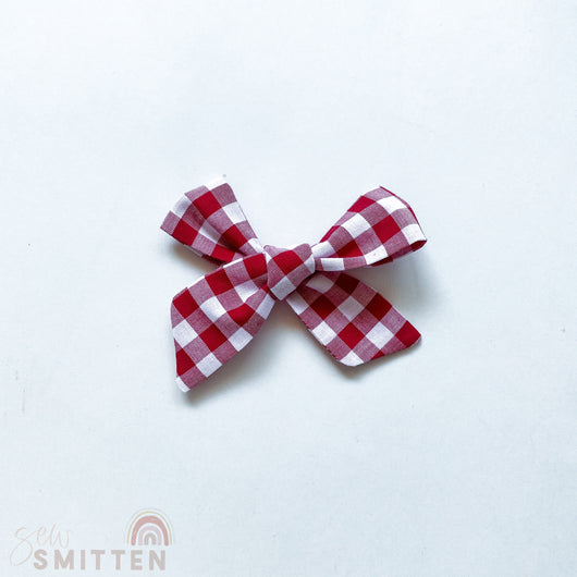 Teddy Pinwheel Bow