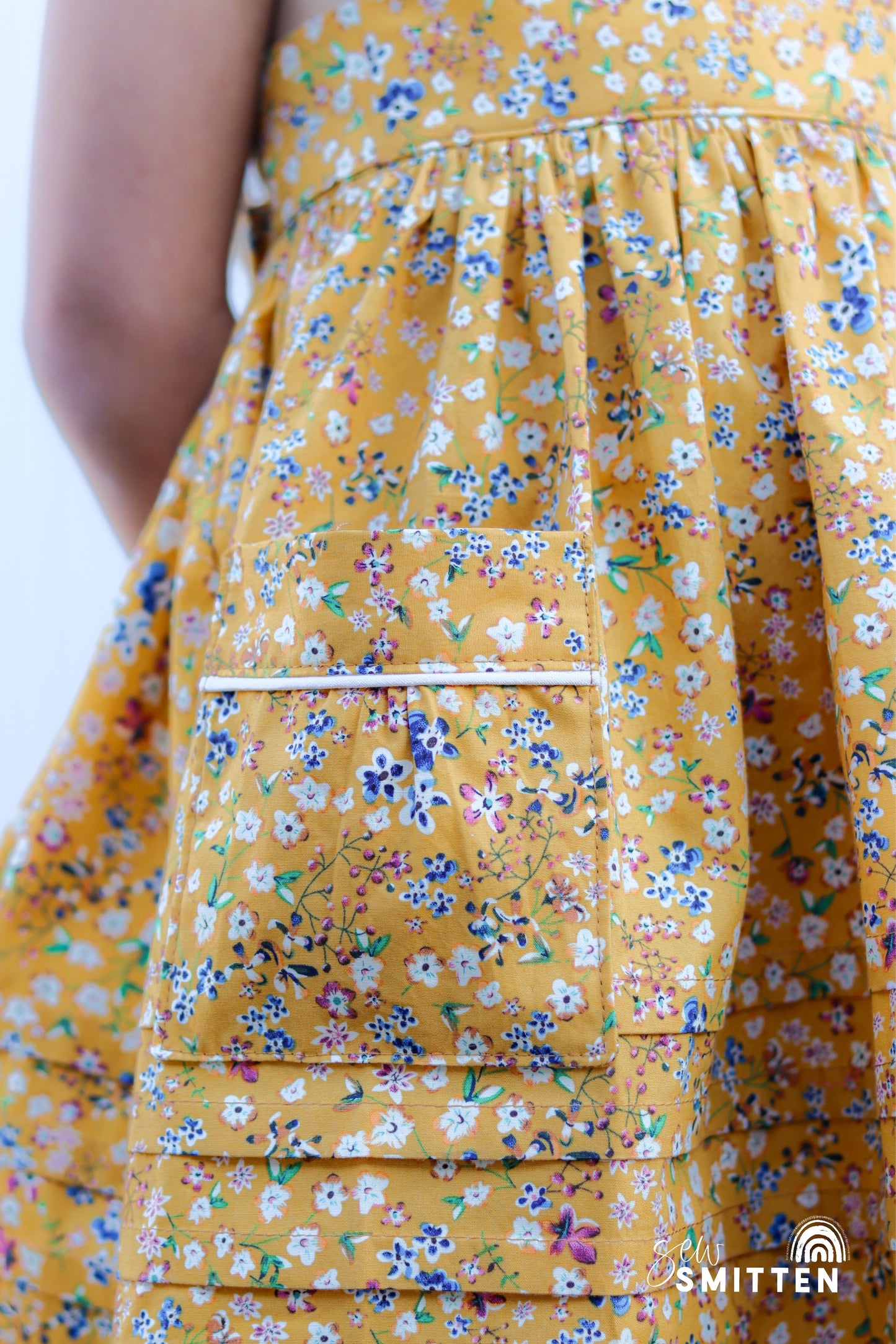 Margot Pansy Pinny - Ready to Post (Size 6)