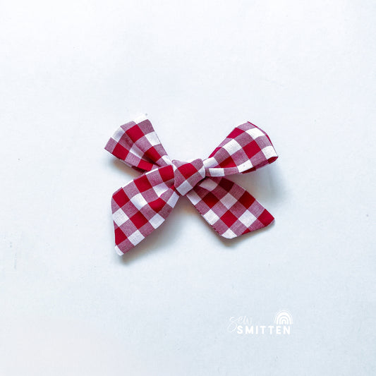 Teddy Pinwheel Bow